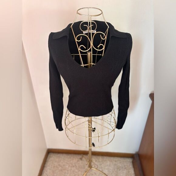 Abercrombie black rib v neck collared sweater size small - Picture 1 of 9